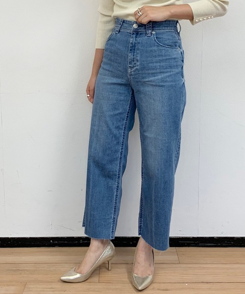 YANUK（ヤヌーク）の「【YANUK/ヤヌーク】ワイドストレートデニムパンツ LILITH/リリス（デニムパンツ・レディース・サックスブルー・22cm/23cm/24cm）」の4枚目の写真