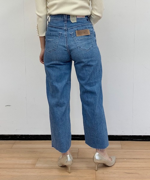 YANUK（ヤヌーク）の「【YANUK/ヤヌーク】ワイドストレートデニムパンツ LILITH/リリス（デニムパンツ・レディース・サックスブルー・22cm/23cm/24cm）」の8枚目の写真