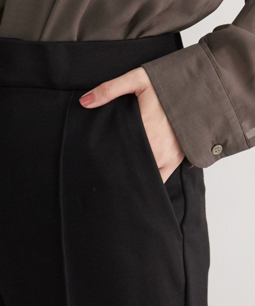 ROPE' PICNIC(ロペピクニック)の「【美脚見え】セミフレアパンツ(その他パンツ・レディース・ブラック/ベージュ/ピンク・40/38)」の8枚目の写真