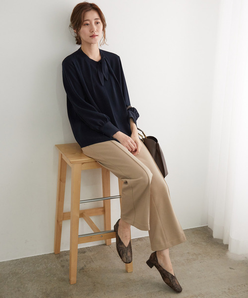 ROPE' PICNIC(ロペピクニック)の「【美脚見え】セミフレアパンツ(その他パンツ・レディース・ブラック/ベージュ/ピンク・40/38)」の12枚目の写真