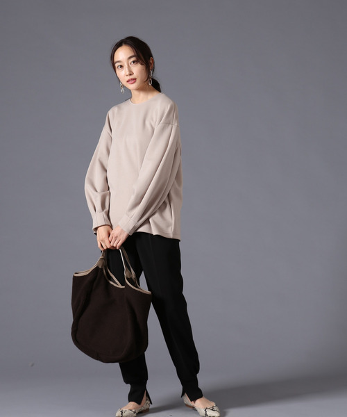 Liesse(リエス)の「ポンチプルオーバー(Tシャツ/カットソー・レディース・ベージュ/ネイビー・FREE)」の4枚目の写真