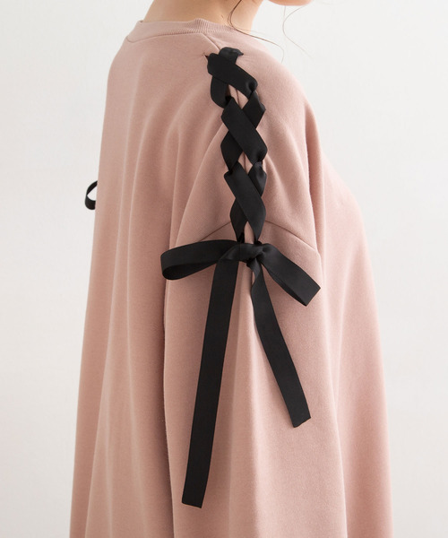 Newlyme（ニューリーミー）の「肩リボンカットワンピース（パーカー・レディース・ブラック/ベージュ/ピンク/ラベンダー・MEDIUM/LARGE）」の15枚目の写真