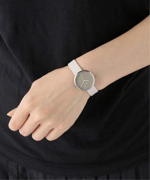Mavenwatches（マベンウォッチズ）の「MAVEN SMOKE GREEN OFFWHITE MN 28mm（アナログ腕時計・レディース・シルバー・FREE）」の10枚目の写真