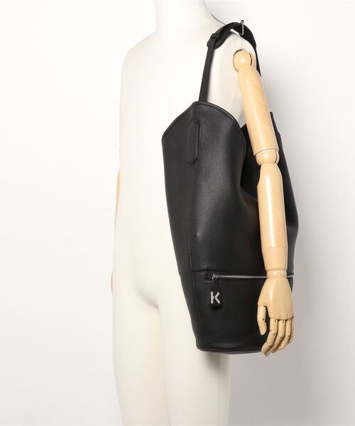 KENZO（ケンゾー）の「KENZO Onda Large Bucket（ショルダーバッグ）」 WEAR