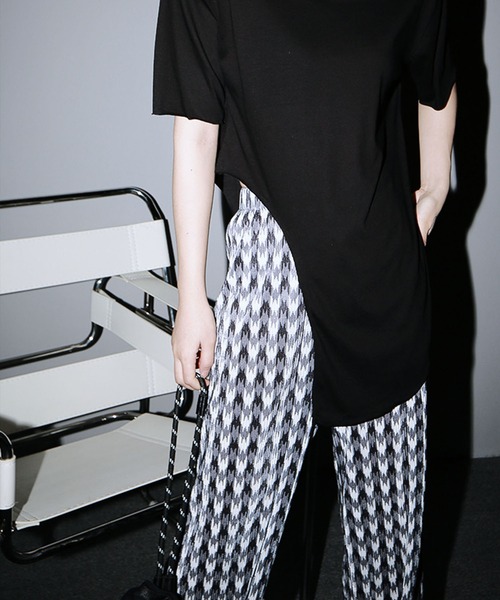 me+em select(ミームセレクト)の「※千鳥柄プリーツワイドパンツ(その他パンツ・レディース・グレー/グリーン・FREE)」の18枚目の写真