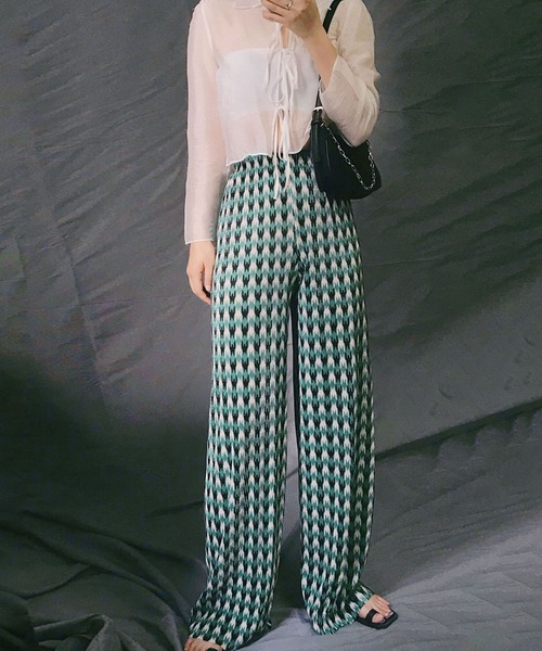 me+em select(ミームセレクト)の「※千鳥柄プリーツワイドパンツ(その他パンツ・レディース・グレー/グリーン・FREE)」の10枚目の写真