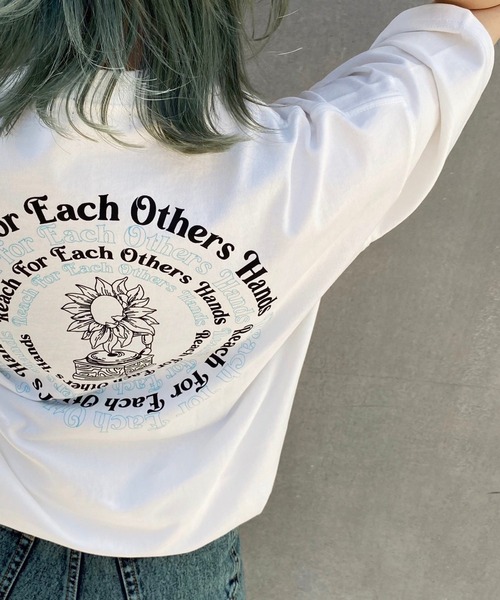 PBLIM（ページボーイリム）の「【PAGEBOYLIM】サークルフラワーT（Tシャツ/カットソー・レディース・ブラック/オフホワイト・MEDIUM/LARGE）」の3枚目の写真