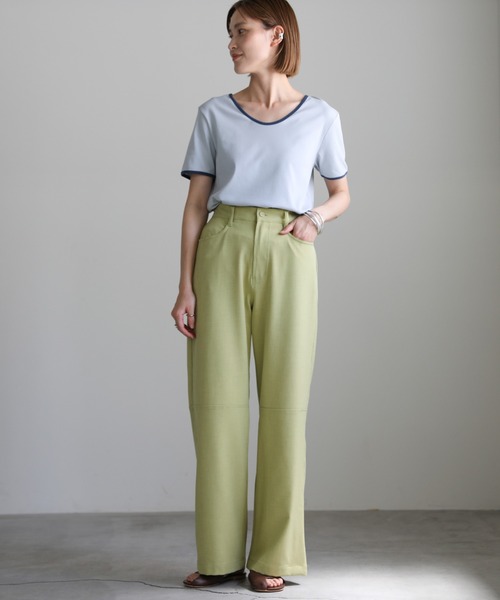 select MOCA(セレクトモカ)の「2021 SS パイピングデザインカラーTシャツ(Tシャツ/カットソー・レディース・ホワイト/ブルー/グリーン・FREE)」の5枚目の写真