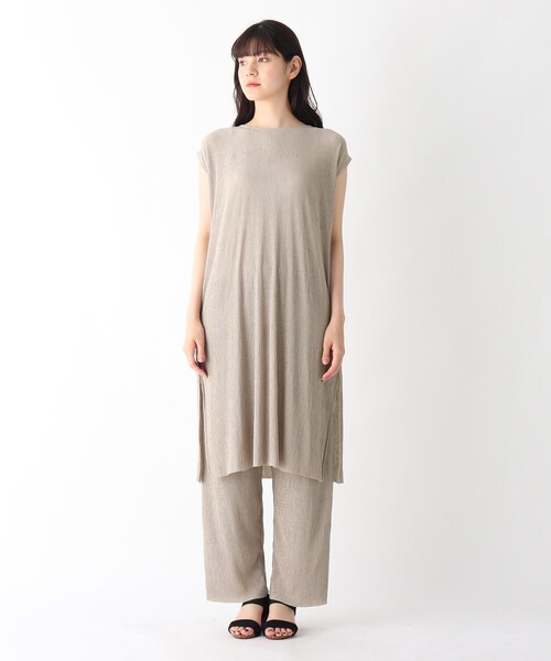 DRESKIP(ドレスキップ)の「◆【2点セット】ランダムプリーツトップス×パンツ(セットアップ・レディース・グレー系その他/サンドベージュ/ブラウン系その他・02/03)」の4枚目の写真