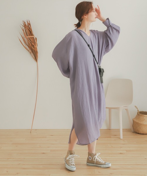 SENSE OF PLACE by URBAN RESEARCH（センスオブプレイスバイアーバンリサーチ）の「ヨウリュウカフタンワンピース（ワンピース・レディース・ブラック/カーキ/アイボリー/ラベンダー・ONE）」の4枚目の写真