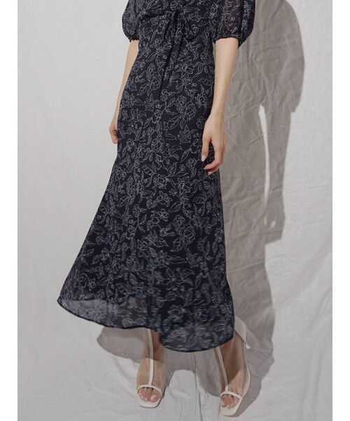 MERCURYDUO（マーキュリーデュオ）の「2WAYフロントタックフラワーワンピース（ワンピース・レディース・ネイビー/アイボリー/ミント・SMALL/MEDIUM）」の5枚目の写真