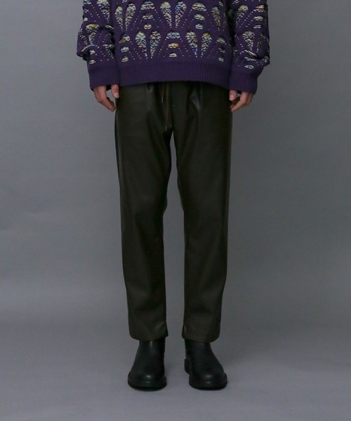 Iroquois(イロコイ)の「SYNTHETIC LEATHER TAPERED PT(その他パンツ・メンズ・ブラック/ブラウン・1/3/2)」の6枚目の写真