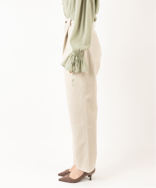 RANDA（ランダ）の「フェイクレザーテーパードパンツ（その他パンツ・レディース・ベージュ/ブラウン/アイボリー・1/0）」の13枚目の写真