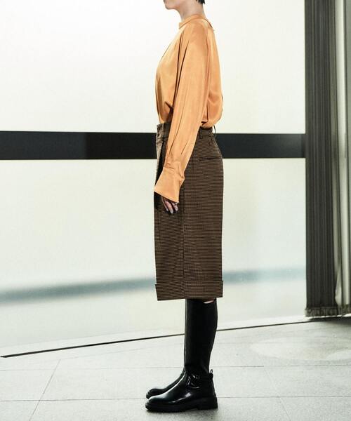 nota(ノータ)の「センタープレスハーフパンツ(その他パンツ・レディース・ブラウン/ワインレッド・3/2)」の11枚目の写真