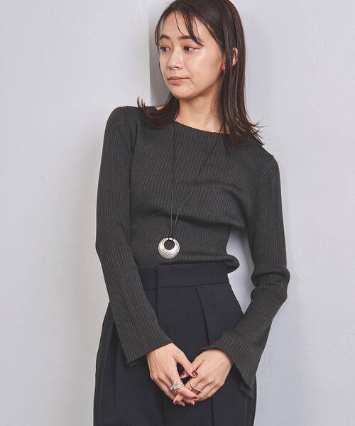 UNITED ARROWS(ユナイテッドアローズ)の「<UNITED ARROWS>W/S リブ ボートネック スリットスリーブ ニット B †(ニット/セーター・レディース・オフホワイト/ダークグレー/ケリー/その他1・FREE)」の15枚目の写真