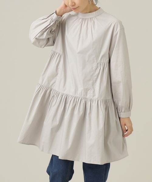 NANO universe（ナノユニバース）の「シリコンタッチブロードティアードブラウス（シャツ/ブラウス・レディース・ライトグレー/ブルー・FREE）」の2枚目の写真