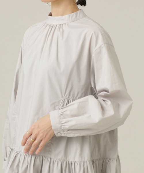 NANO universe（ナノユニバース）の「シリコンタッチブロードティアードブラウス（シャツ/ブラウス・レディース・ライトグレー/ブルー・FREE）」の7枚目の写真