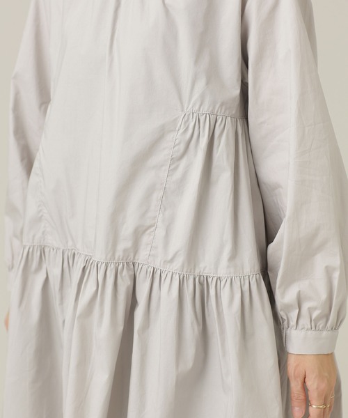 NANO universe（ナノユニバース）の「シリコンタッチブロードティアードブラウス（シャツ/ブラウス・レディース・ライトグレー/ブルー・FREE）」の5枚目の写真