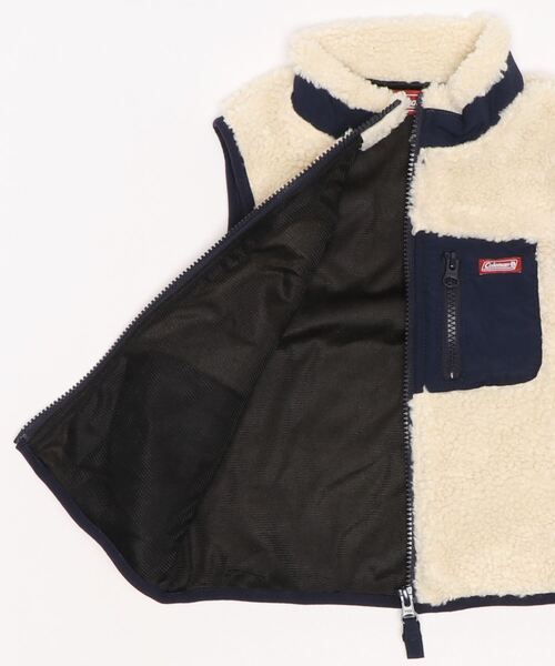 b・ROOM（ビールーム）の「【Coleman】ボアベスト（ベスト・キッズ・ブラック/オフホワイト・110cm/100cm/120cm/130cm）」の4枚目の写真