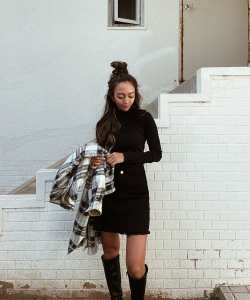 esutoreja（エストレジャ）の「カラバリタートルネックカットソー（Tシャツ/カットソー・レディース・ホワイト/ブラック/ベージュ/ブラウン/オリーブ・FREE）」の16枚目の写真