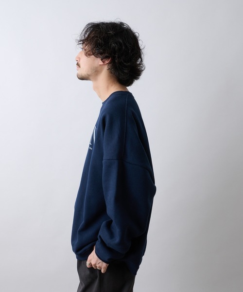 CIAOPANIC TYPY（チャオパニックティピー）の「【ZOZOTOWN限定】ユニセックスビッグシルエットクルーネックロゴプリントスウェット/裏起毛（スウェット・メンズ・ライトグレー/ネイビー/ピンク/アイボリー・M/L）」の6枚目の写真