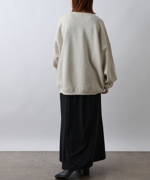 CIAOPANIC TYPY（チャオパニックティピー）の「【ZOZOTOWN限定】ユニセックスビッグシルエットクルーネックロゴプリントスウェット/裏起毛（スウェット・メンズ・ライトグレー/ネイビー/ピンク/アイボリー・M/L）」の16枚目の写真