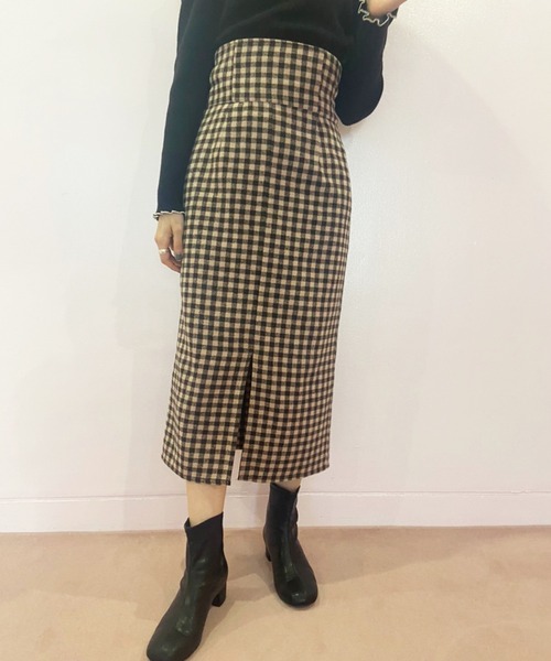 OLIVE des OLIVE（オリーブデオリーブ）の「チョコレートタイトスカート（スカート・レディース・ベージュ/ブラウン/ライトブラウン・SMALL/MEDIUM）」の2枚目の写真