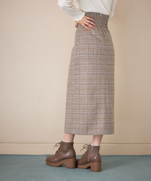 OLIVE des OLIVE（オリーブデオリーブ）の「チョコレートタイトスカート（スカート・レディース・ベージュ/ブラウン/ライトブラウン・SMALL/MEDIUM）」の17枚目の写真