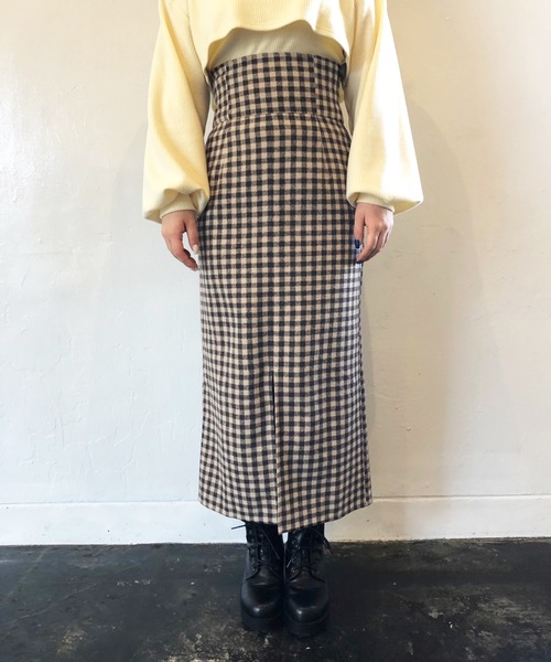 OLIVE des OLIVE（オリーブデオリーブ）の「チョコレートタイトスカート（スカート・レディース・ベージュ/ブラウン/ライトブラウン・SMALL/MEDIUM）」の11枚目の写真