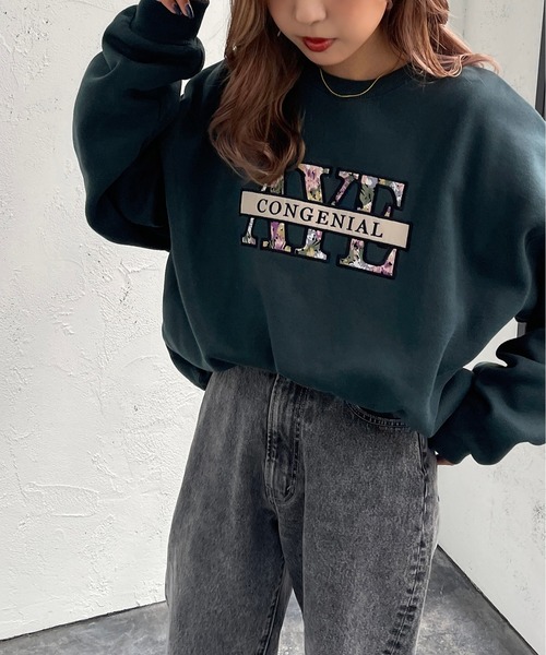 apres jour mignon（アプレジュールミニョン）の「花刺繍ロゴスウェット【ZOZOTOWN限定アイテム】（スウェット・レディース・ブラック/ダークグリーン/パープル/ナチュラル・X-LARGE/フリー）」の6枚目の写真