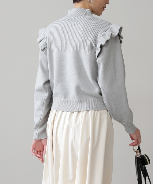 N.（N. Natural Beauty Basic）（エヌエヌナチュラルビューティーベーシック）の「◆ドロップフリルショルダーニット（ニット/セーター・レディース・ライトグレー/オフホワイト/ライトグリーン・MEDIUM）」の13枚目の写真