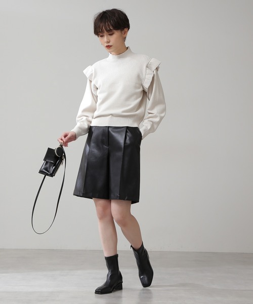 N.（N. Natural Beauty Basic）（エヌエヌナチュラルビューティーベーシック）の「◆ドロップフリルショルダーニット（ニット/セーター・レディース・ライトグレー/オフホワイト/ライトグリーン・MEDIUM）」の5枚目の写真