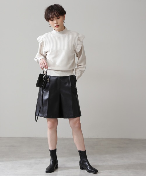 N.（N. Natural Beauty Basic）（エヌエヌナチュラルビューティーベーシック）の「◆ドロップフリルショルダーニット（ニット/セーター・レディース・ライトグレー/オフホワイト/ライトグリーン・MEDIUM）」の4枚目の写真