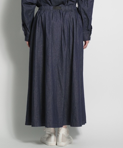 niko and...（ニコアンド）の「[niko and ...JEANS 2022SS]イージーギャザーデニムスカート（スカート・レディース・ライトブルー/ブルー・MEDIUM/LARGE）」の7枚目の写真