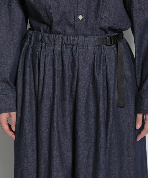 niko and...（ニコアンド）の「[niko and ...JEANS 2022SS]イージーギャザーデニムスカート（スカート・レディース・ライトブルー/ブルー・MEDIUM/LARGE）」の8枚目の写真