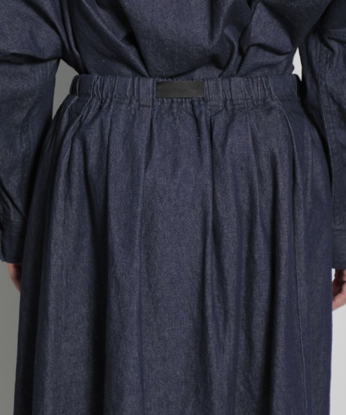 niko and...（ニコアンド）の「[niko and ...JEANS 2022SS]イージーギャザーデニムスカート（スカート・レディース・ライトブルー/ブルー・MEDIUM/LARGE）」の12枚目の写真