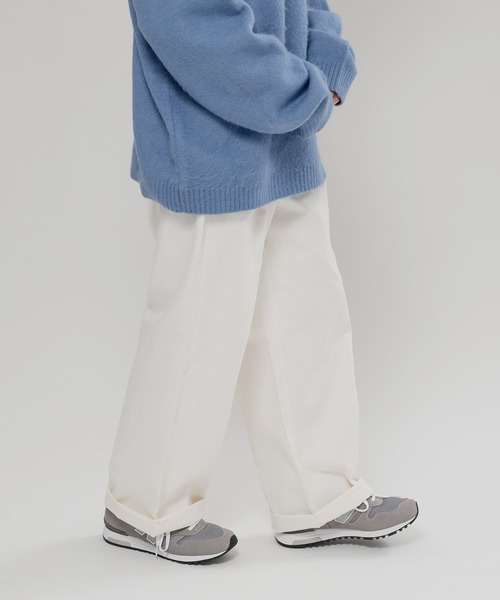 MUHET(ミュエータ)の「カラーストレートチノパンツ(チノパンツ・レディース・ベージュ/オフホワイト/ライトピンク・SMALL/MEDIUM/X-LARGE)」の14枚目の写真