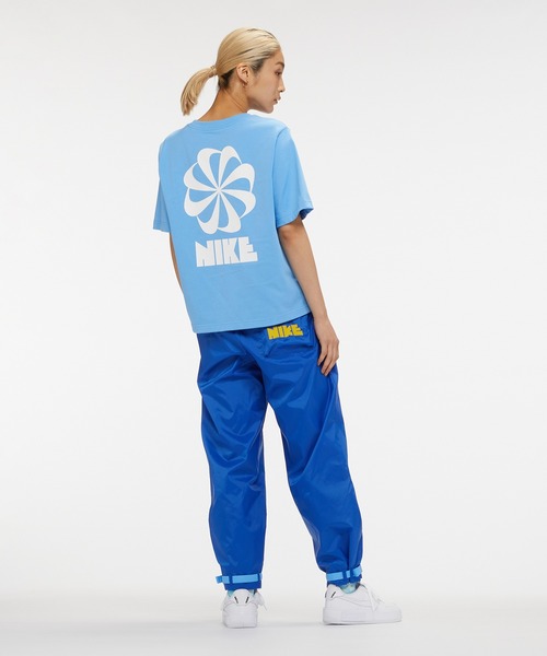 NIKE（ナイキ）の「ナイキ エア フォース 1 フォンタンカ ウィメンズシューズ / Nike Air Force 1 Fontanka Women's Shoes＜22-29cm 展開＞（スニーカー・レディース・クリーム/グレー系その他2/ホワイト/ホワイト系その他2/ホワイト系その他3・23/24/25/26/27/28/22/29/28.5/25.5/26.5/27.5/22.5/24.5/23.5）」の19枚目の写真