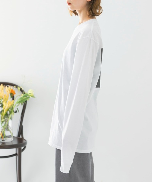 URBAN RESEARCH ROSSO WOMEN（アーバンリサーチ　ロッソ）の「BACK PHOTO LONG-SLEEVE T-SHIRTS（Tシャツ/カットソー・レディース・ホワイト・MEDIUM）」の6枚目の写真