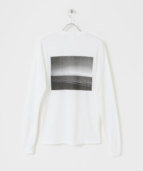 URBAN RESEARCH ROSSO WOMEN（アーバンリサーチ　ロッソ）の「BACK PHOTO LONG-SLEEVE T-SHIRTS（Tシャツ/カットソー・レディース・ホワイト・MEDIUM）」の12枚目の写真