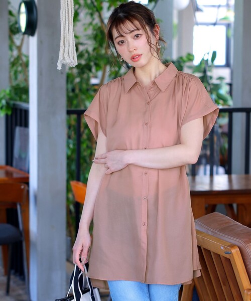 Tiaclasse(ティアクラッセ)の「【洗える】フレンチスリーブシャツチュニックブラウス(シャツ/ブラウス・レディース・ベージュ系その他/ブルー系その他/ピンク/グレー/ネイビー/ライトピンク/ブラック/グレイッシュベージュ・M/L)」の9枚目の写真