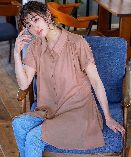 Tiaclasse(ティアクラッセ)の「【洗える】フレンチスリーブシャツチュニックブラウス(シャツ/ブラウス・レディース・ベージュ系その他/ブルー系その他/ピンク/グレー/ネイビー/ライトピンク/ブラック/グレイッシュベージュ・M/L)」の11枚目の写真