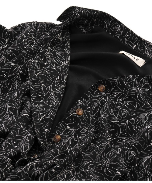 CHILLE（チル）の「インショーパンプリーツオールインワン（サロペット/オーバーオール・レディース・ブラック/アイボリー・FREE）」の11枚目の写真