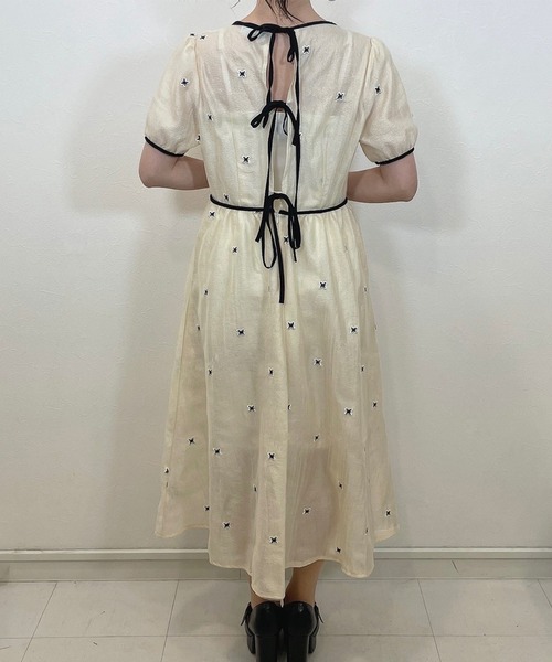 titty&Co. PETIT(ティティアンドコープティ)の「【titty&Co.PETIT】バタフライミディワンピース(ワンピース・レディース・アイボリー・FREE)」の15枚目の写真
