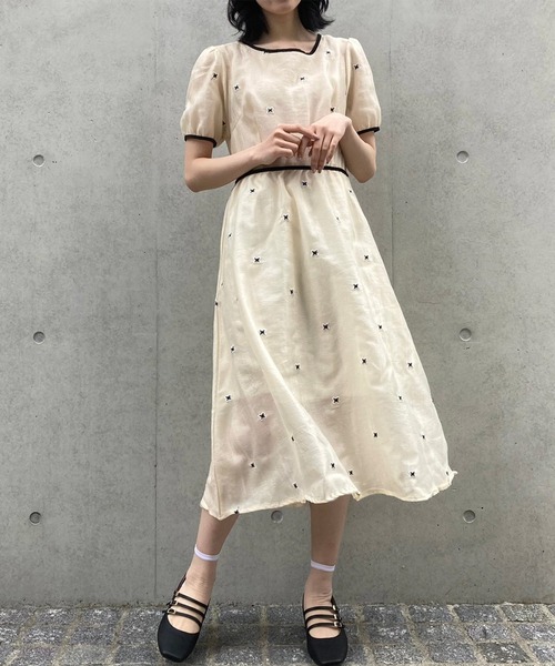 titty&Co. PETIT(ティティアンドコープティ)の「【titty&Co.PETIT】バタフライミディワンピース(ワンピース・レディース・アイボリー・FREE)」の11枚目の写真