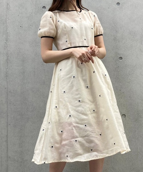 titty&Co. PETIT(ティティアンドコープティ)の「【titty&Co.PETIT】バタフライミディワンピース(ワンピース・レディース・アイボリー・FREE)」の7枚目の写真