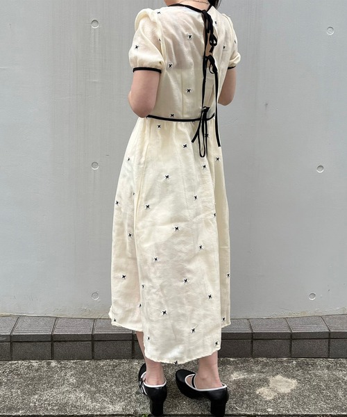 titty&Co. PETIT(ティティアンドコープティ)の「【titty&Co.PETIT】バタフライミディワンピース(ワンピース・レディース・アイボリー・FREE)」の3枚目の写真