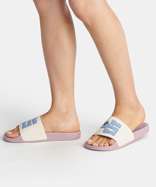 Disney（ディズニー）の「【DISNEY x COACH】スポーツ スライド ウィズ ウォルト ディズニー ワールド モチーフ（サンダル・レディース・ホワイト系その他・8B/6B/7B）」の5枚目の写真