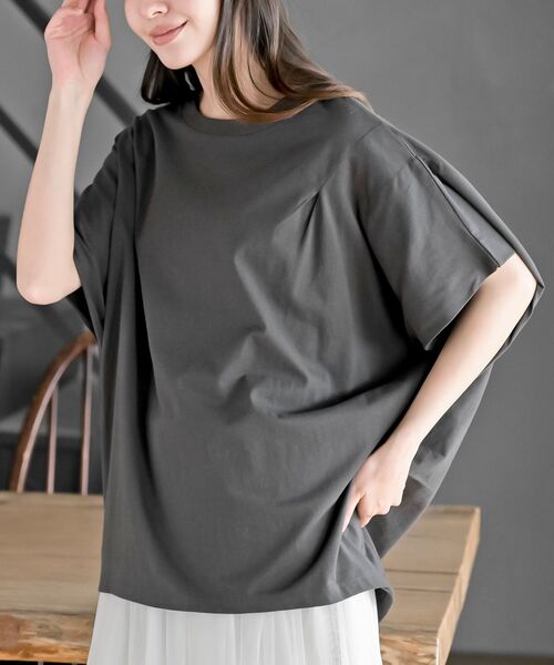 rps(アールピーエス)の「ドルマンカットTee(Tシャツ/カットソー・レディース・チャコールグレー/ブラック/オフホワイト/グレイッシュベージュ/ブルーグリーン/ブルー・M/フリー)」の1枚目の写真