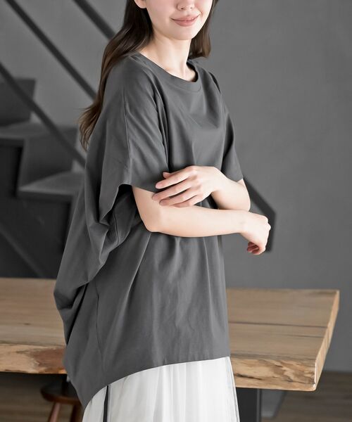 rps(アールピーエス)の「ドルマンカットTee(Tシャツ/カットソー・レディース・チャコールグレー/ブラック/オフホワイト/グレイッシュベージュ/ブルーグリーン/ブルー・M/フリー)」の22枚目の写真